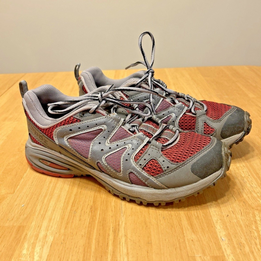 Oboz Flash Trail Running Shoes Womens Size 8 Gray Red HIking Gorpcore‎ Outdoors